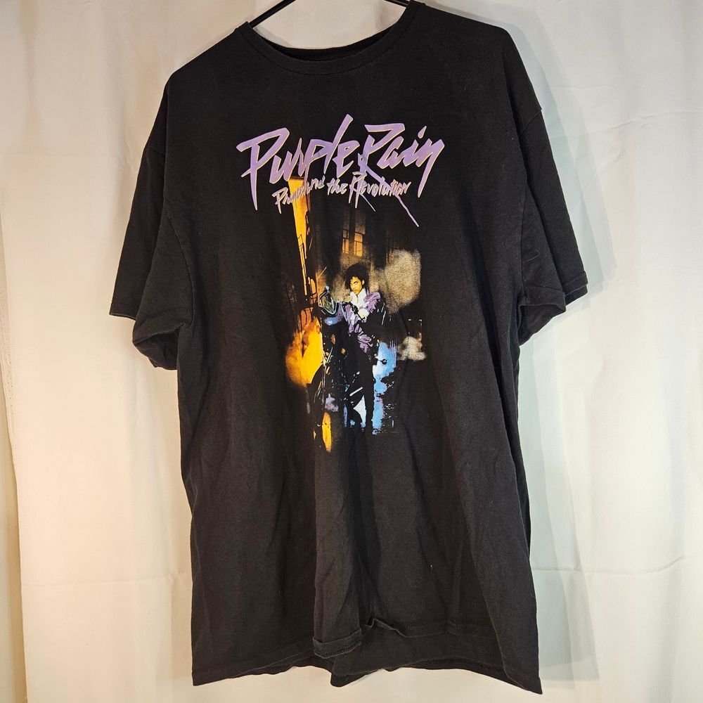 Prince Purple‎ Rain Vintage Style Graphic Band T-Shirt Black Concert Music Tee